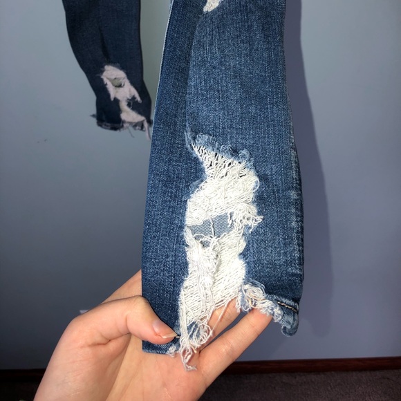 Distressed American Eagle Skinny Jeans - Picture 8 of 13